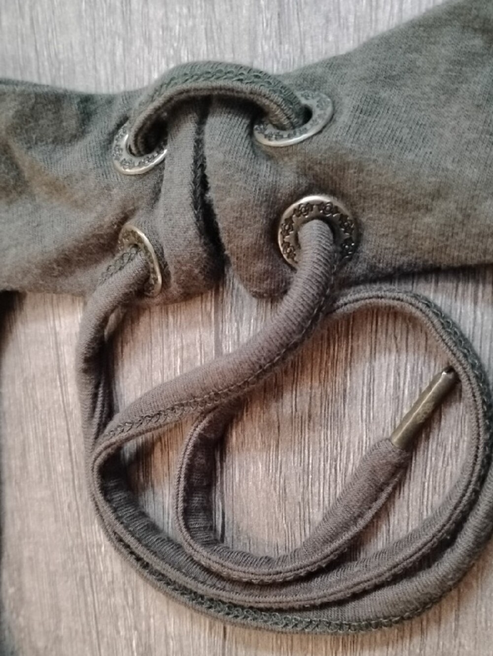 Nomad Olive Green Cowl Tank - Picture 6 of 6
